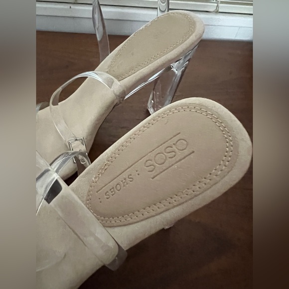 NEW ASOS Design Clear Open Toe Sandal Heels Suede nude Inner Size W 8 WIDE - Picture 6 of 8